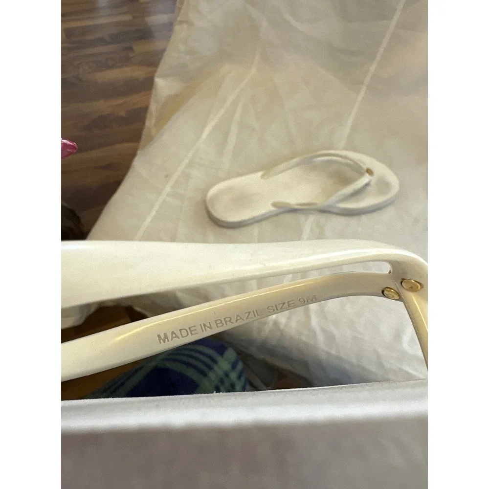 Tory Burch White Rubber Flip Flops Logo Medallion Thong Sandals Womens 9M